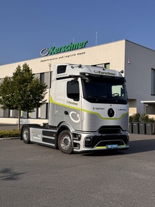 e-Actros_fertig1.JPG