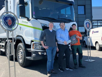 Neuer Müllsammelwagen im Einsatz