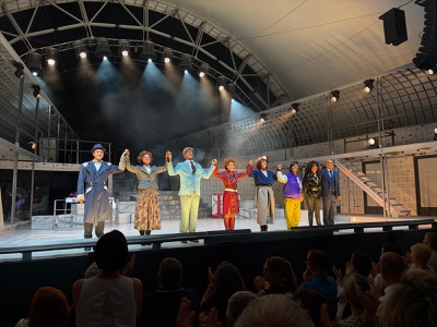 Sommerspiele Melk: Ein Abend voller Begegnungen, Musik und guter Laune